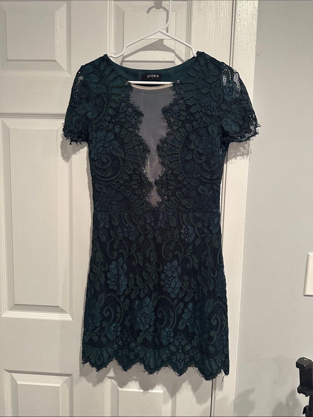 Storia Emerald Lace Short Sleeve Cocktail Dress